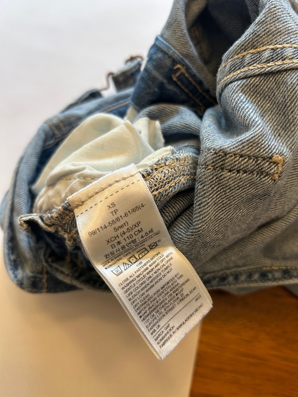 GAP Denim Overalls | Girls XS (5) | Classic Straight Leg Vintage Light Wash - Picture 6 of 6